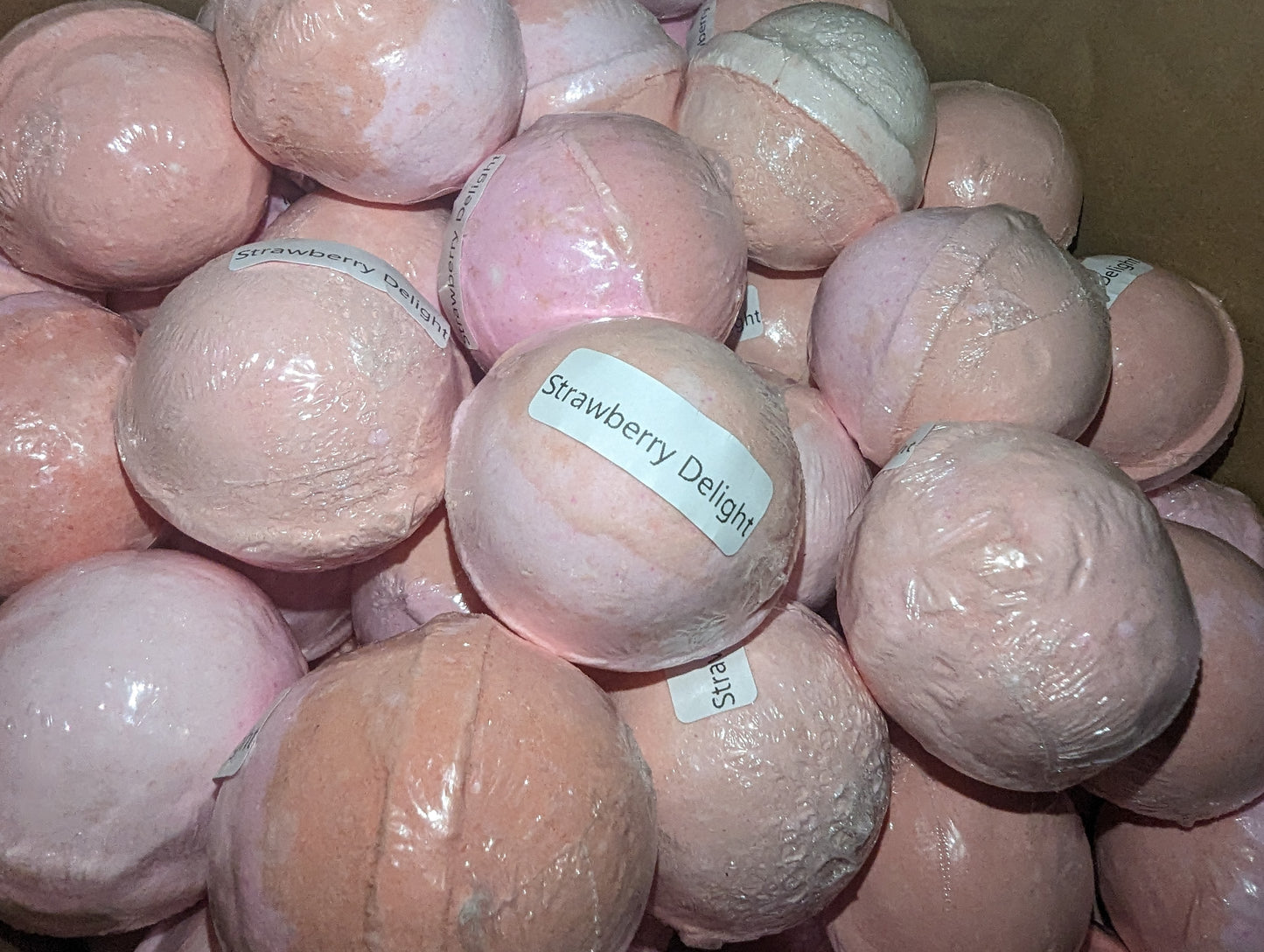 Original BathBomb Strawberry Delight